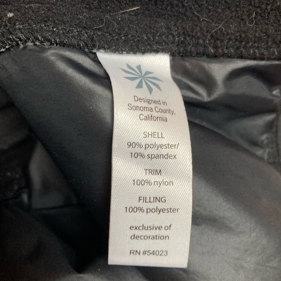 Athleta Puffer Coat Women's Small, Poly/Blend - Picture 5 of 6